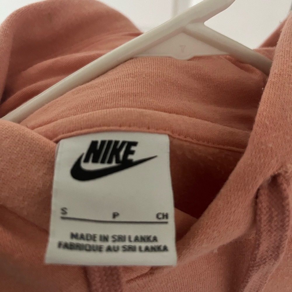 Nike Men's Coral Hoodie - Picture 3 of 3
